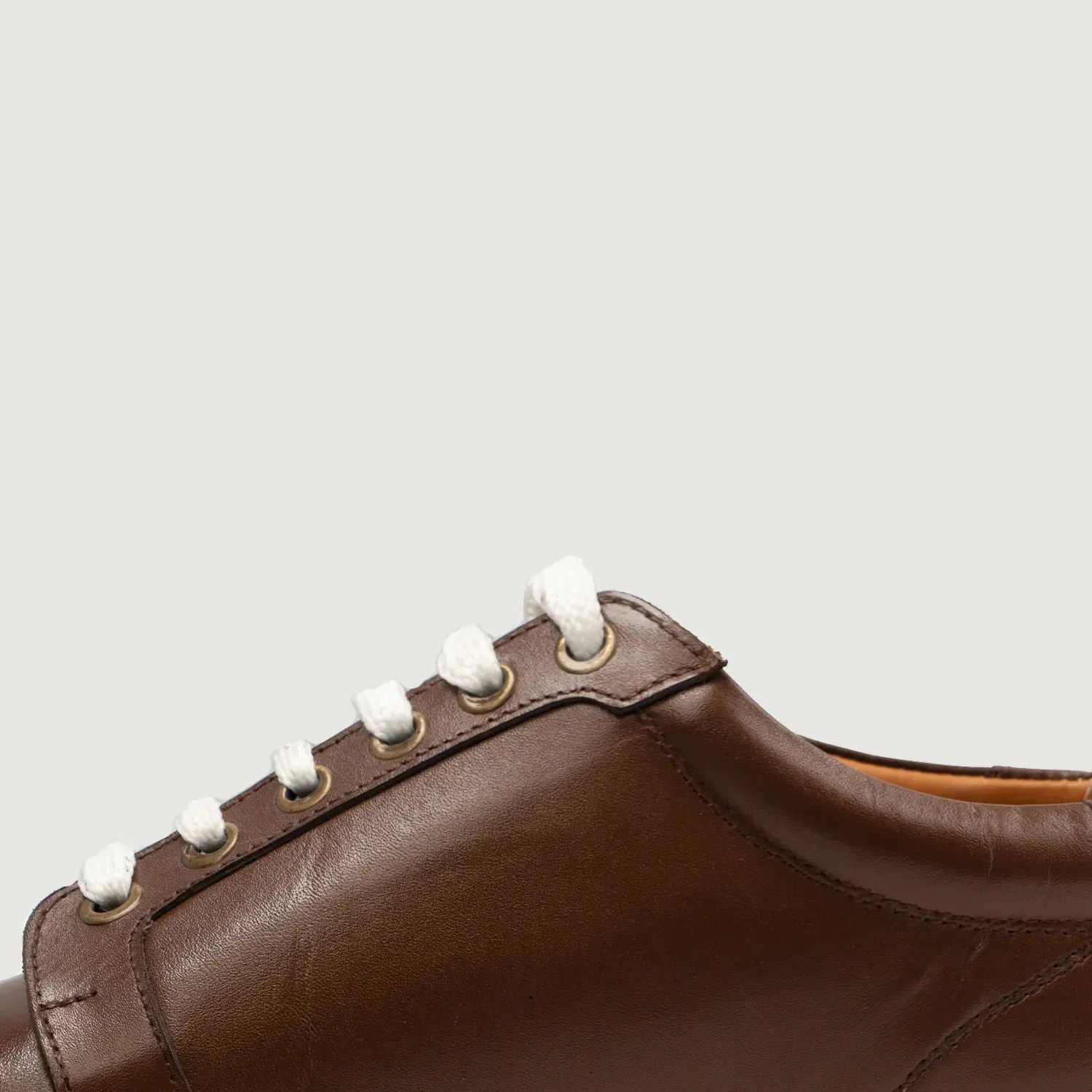 Carter Runn Brown Leather Sneakers