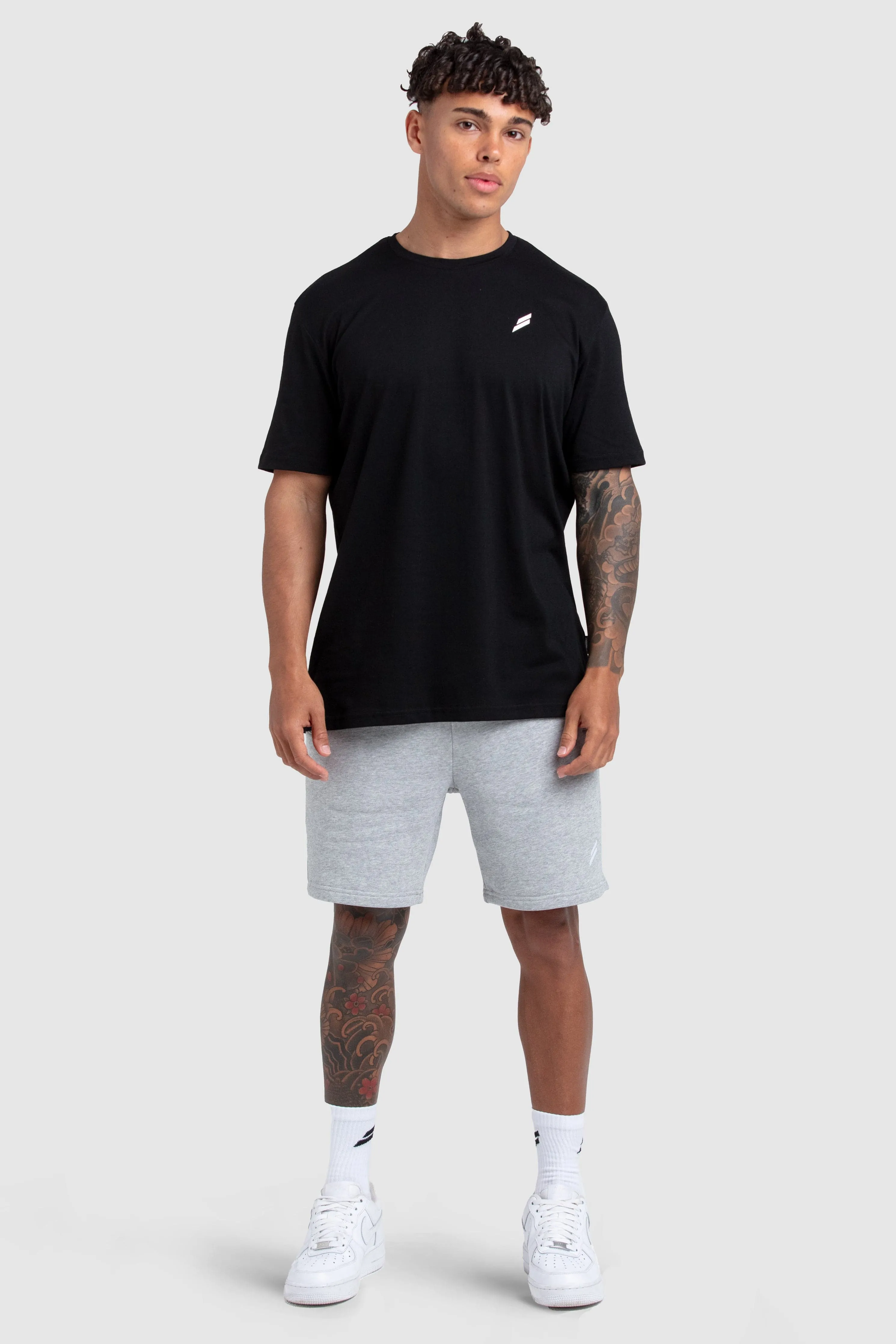 Essential Regular Fit Tee - Black