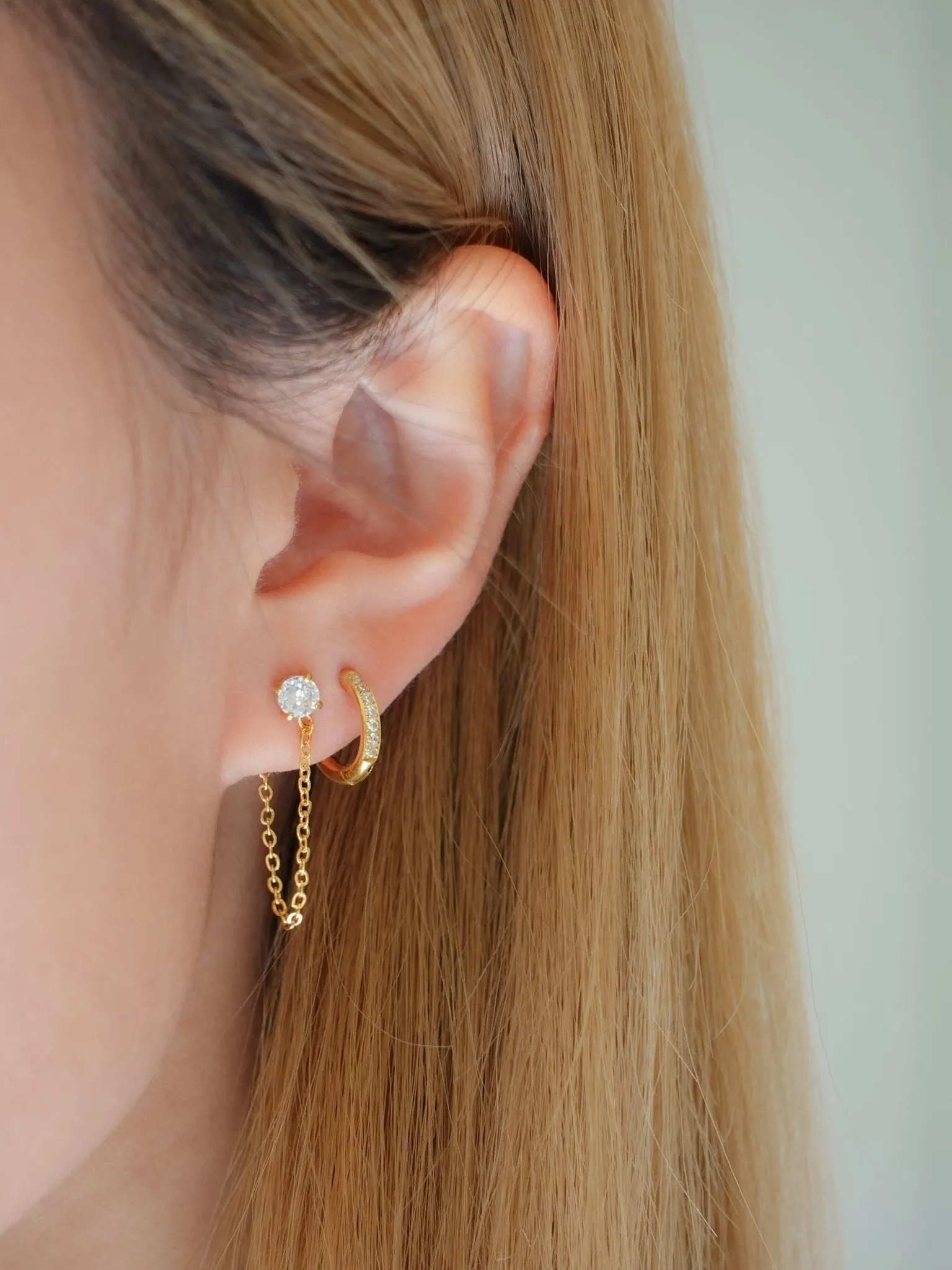 Single Gem Chain Gold Earrings